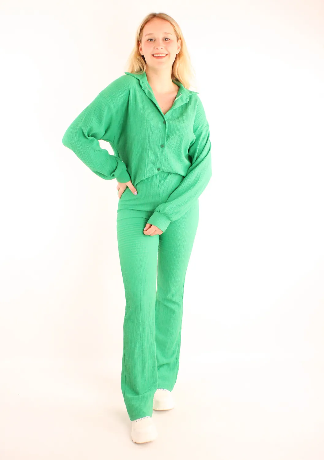 LOVEDRUNKY Coco broek groen flared hoge taille