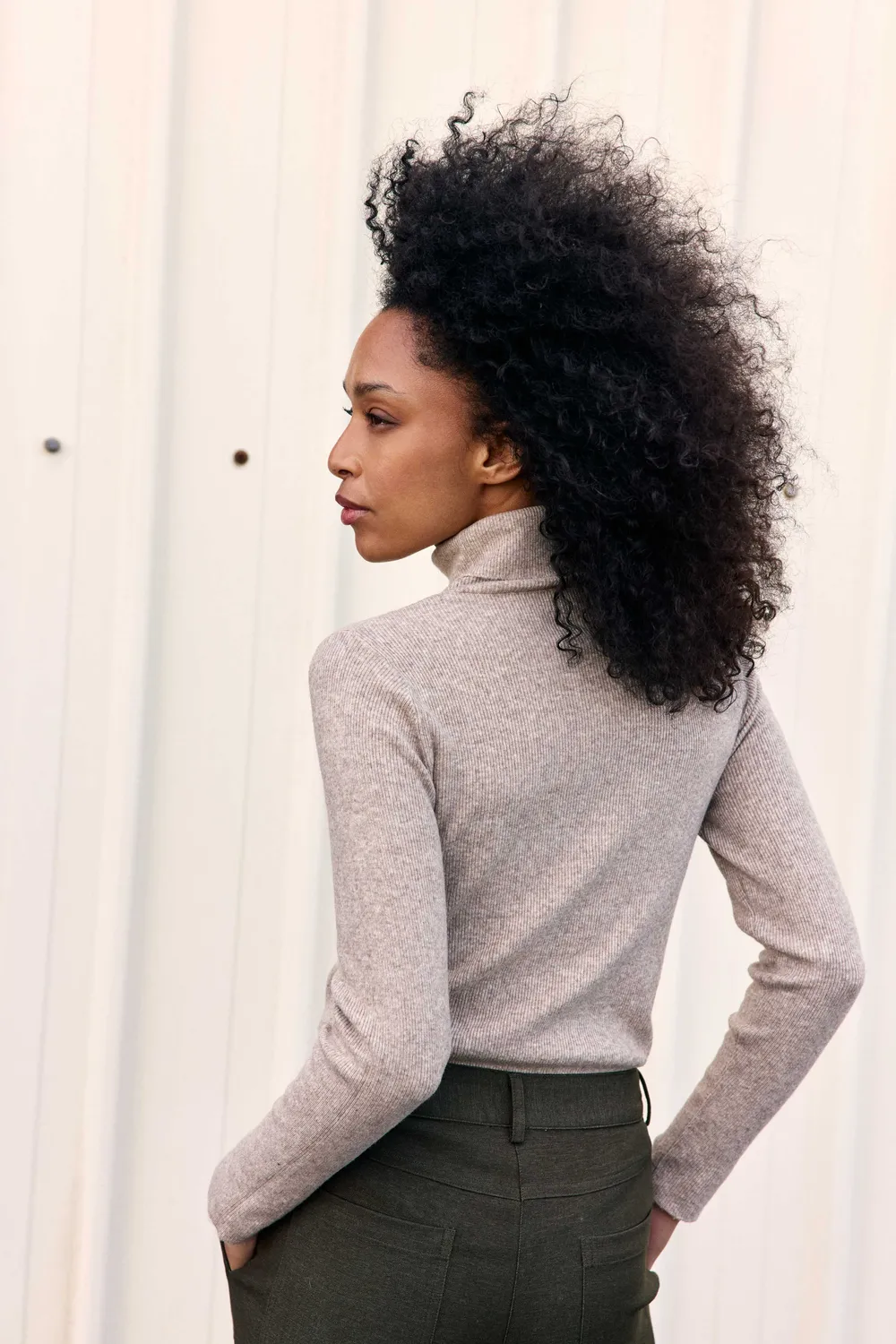 La Petite Etoile Milia coltrui taupe fijne tricot