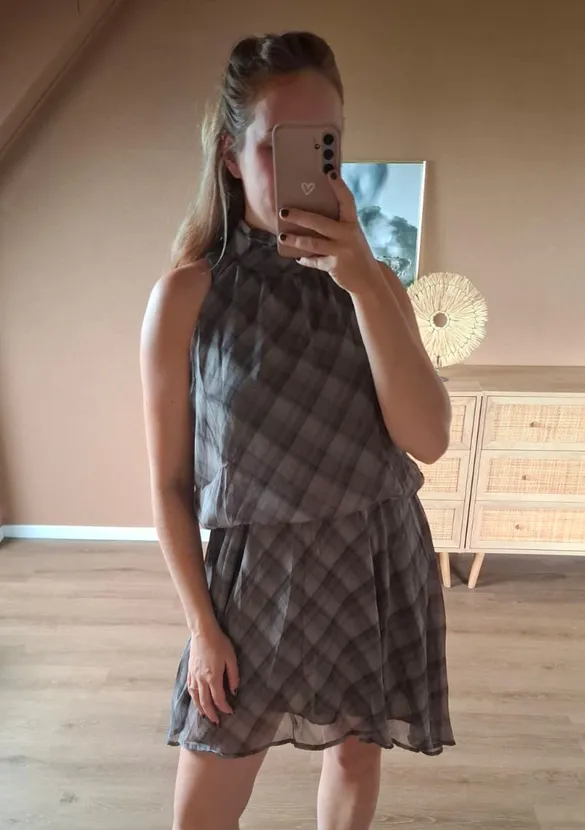 LOVEDRUNKY Asymmetrisch Jurk Grijs Geruit Kort