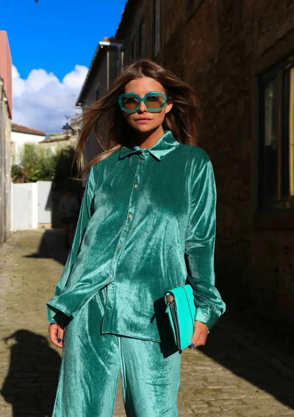 LOVEDRUNKY Velvet blouse groen zacht met kraag