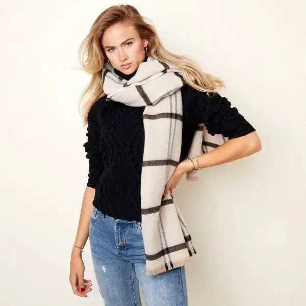 LOVEDRUNKY Gestreept sjaal beige – streeppatroon