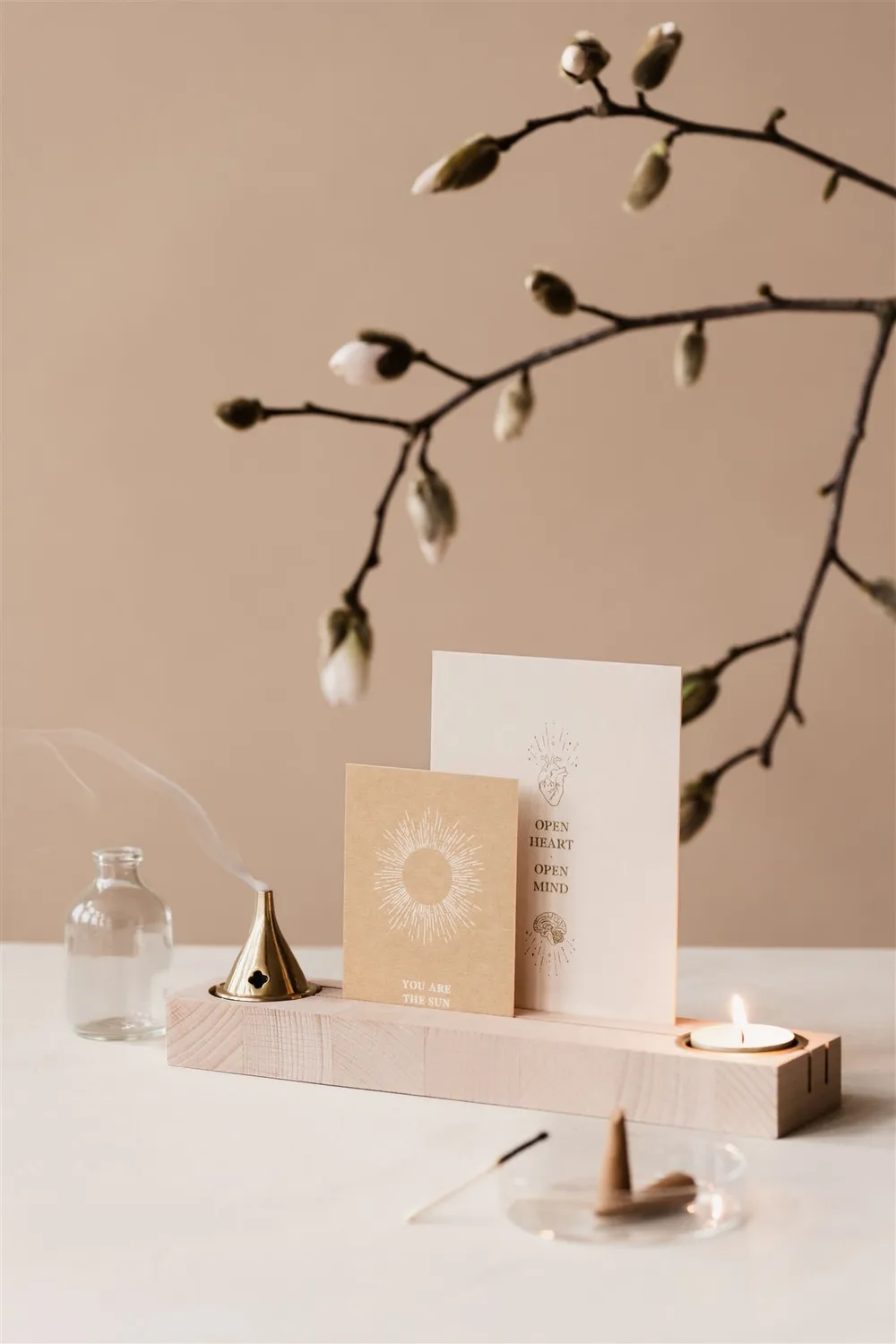 Amiek wierookbrander messing goud kegels