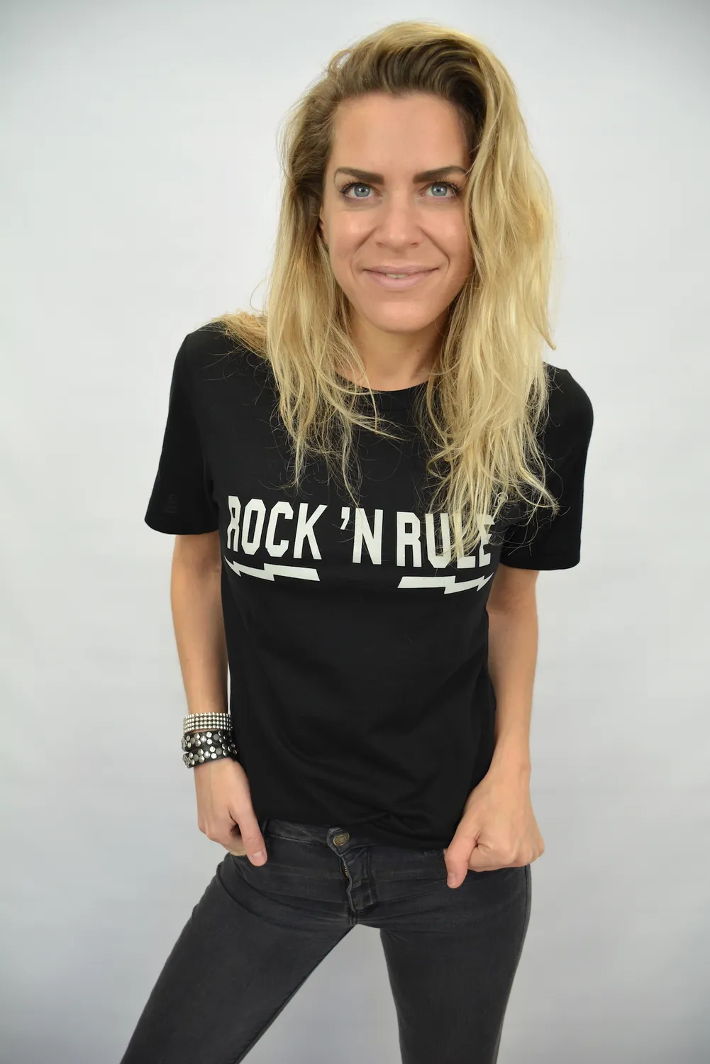 LOVEDRUNKY Rock 'n Rule T-shirt Zwart Opgerolde Mouw