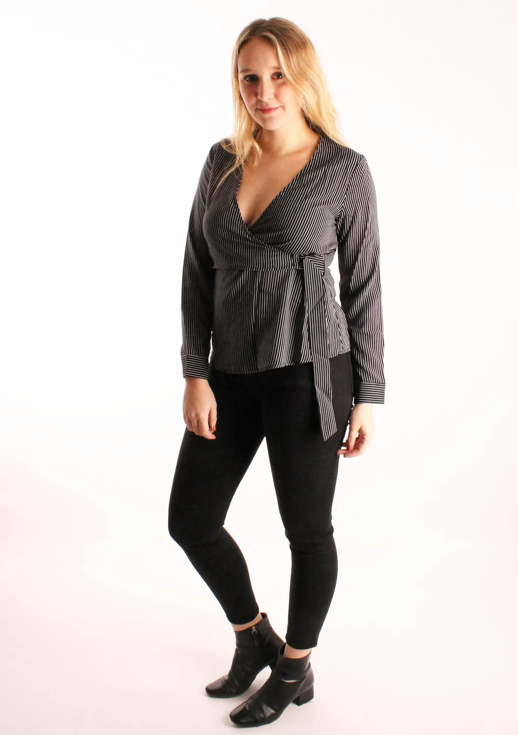LOVEDRUNKY Wrap top zwart wit gestreept