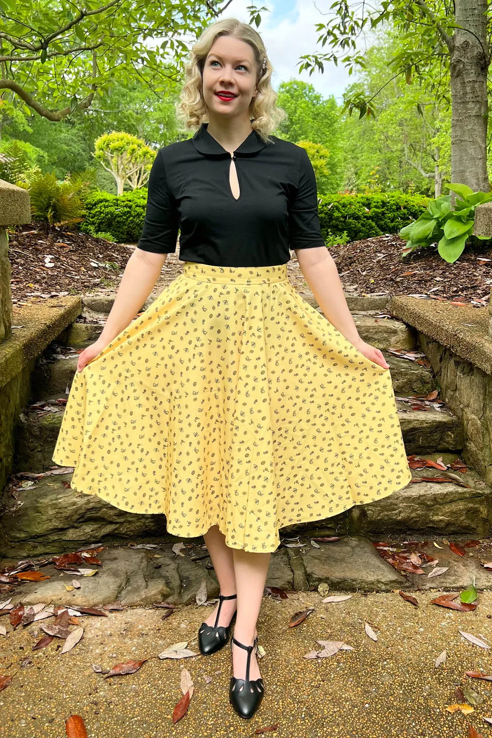 Tatyana Annette rok geel Save the Bees circle