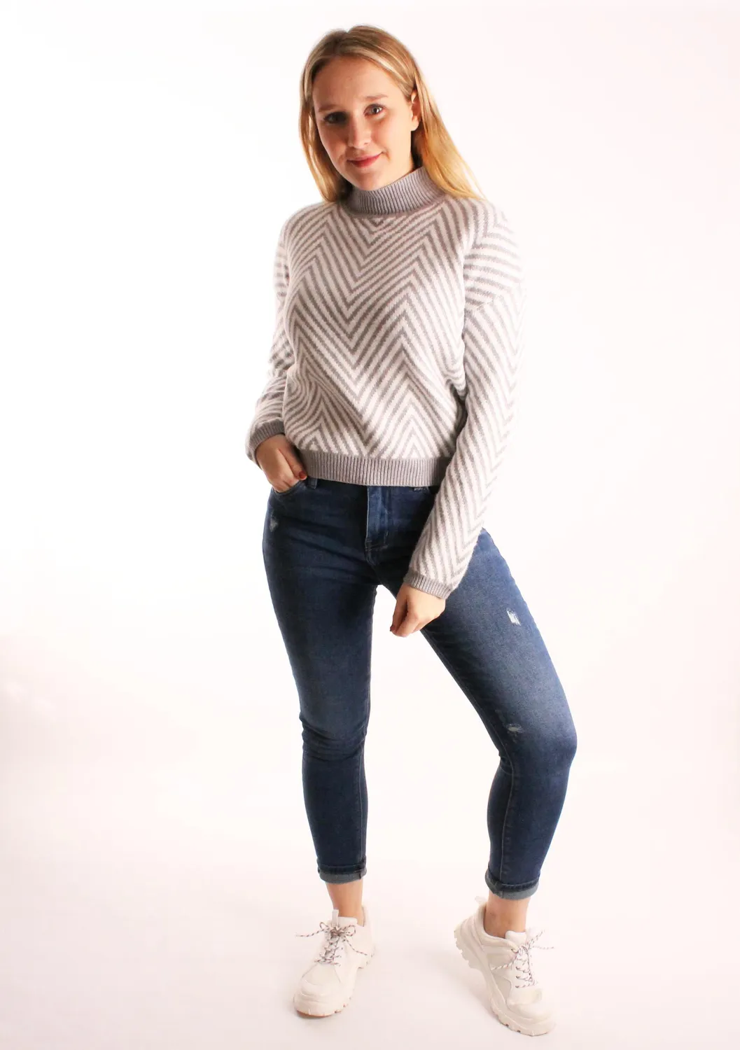 LOVEDRUNKY Zig Zag sweater grijs wit zachte knit