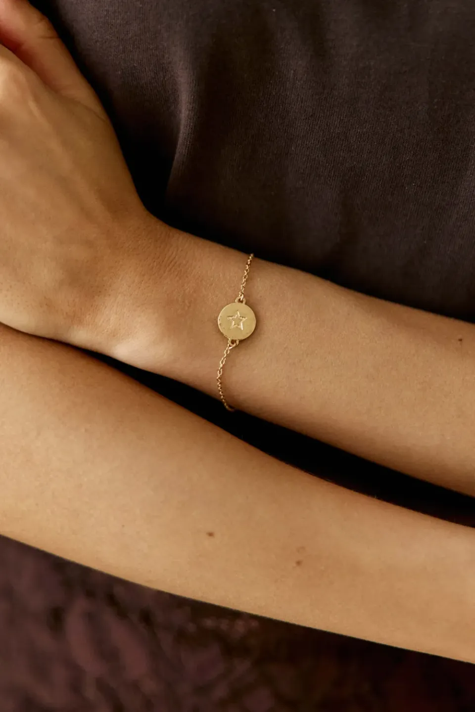 La Petite Etoile Aime gehamerde armband goud