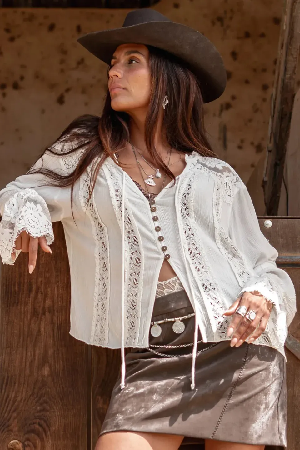 Amiek Nadia Lace blouse off white kant