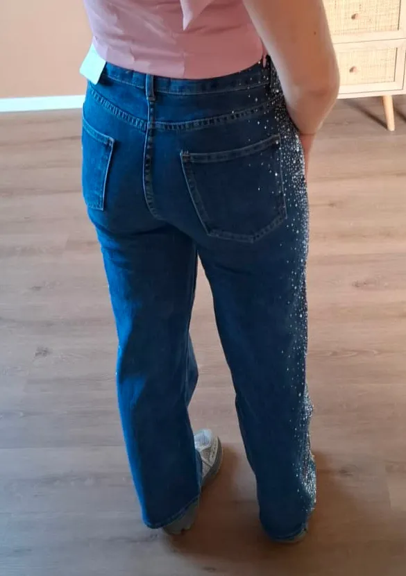 LOVEDRUNKY Straight Fit Strass jeans blauw strass zijkant