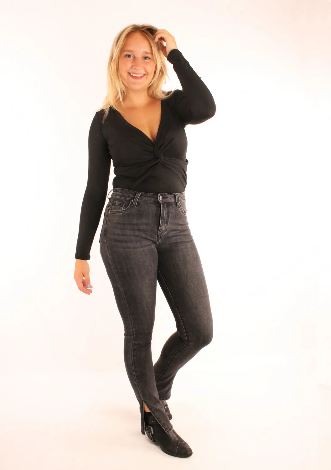LOVEDRUNKY Knot top zwart V-hals stretch
