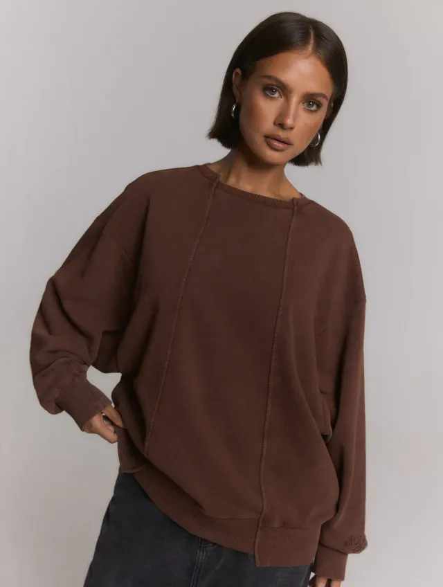 Amiek Senna oversized sweater chocobruin zacht