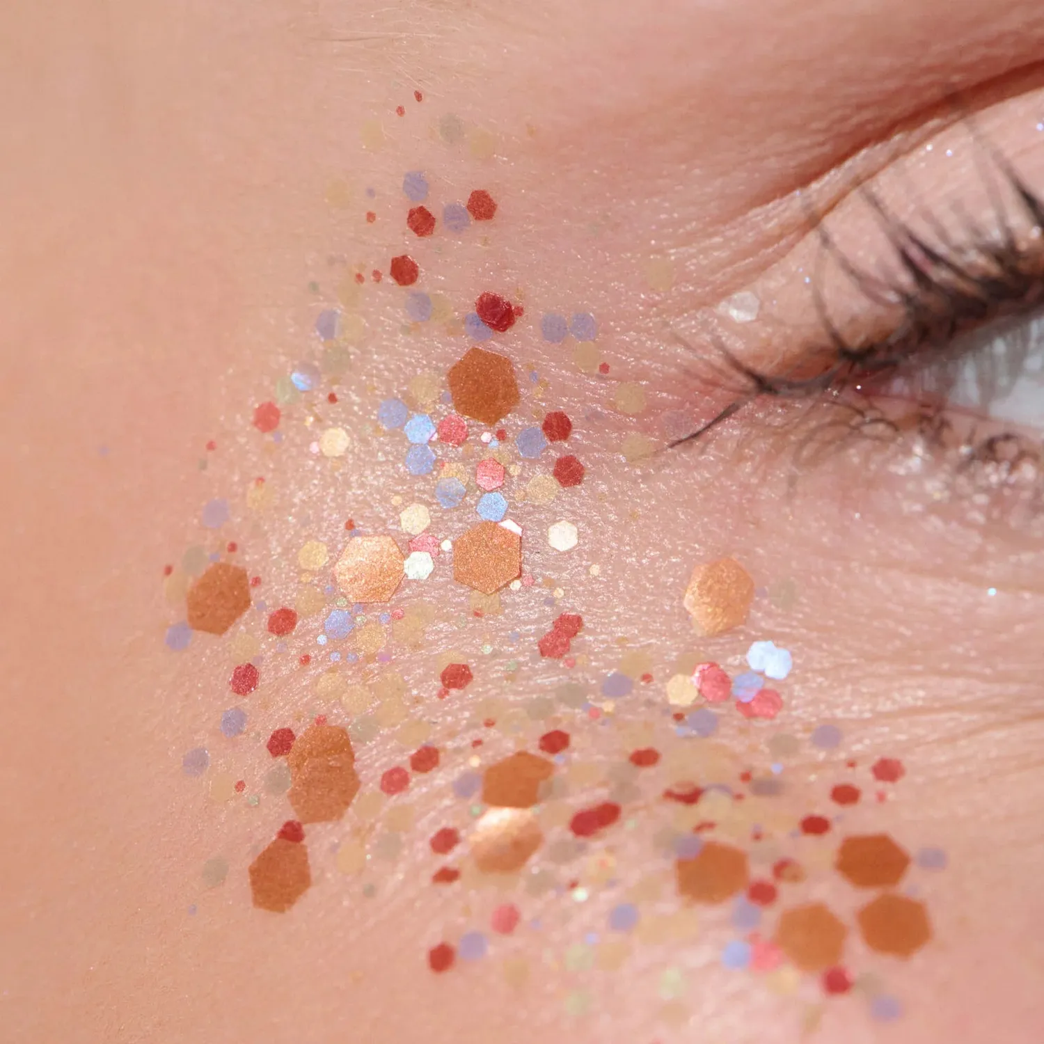 Amiek Bio Glitter rainbow warrior face glitter 5 gram