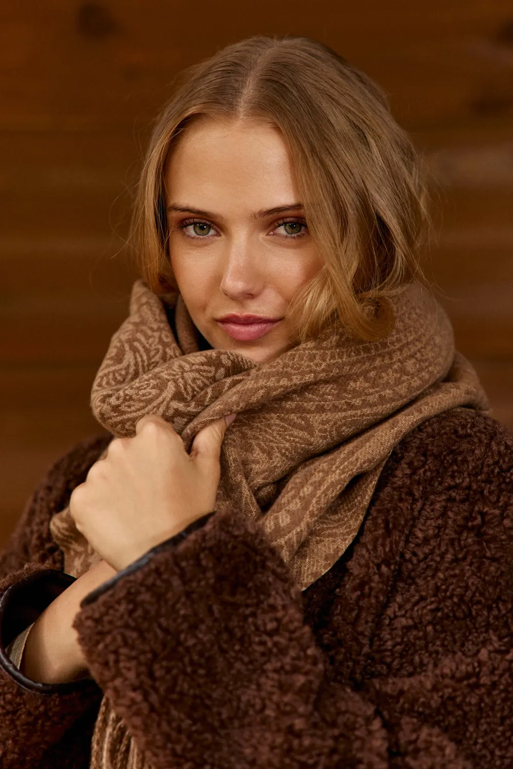 La Petite Etoile Ayla sjaal taupe paisley franjes