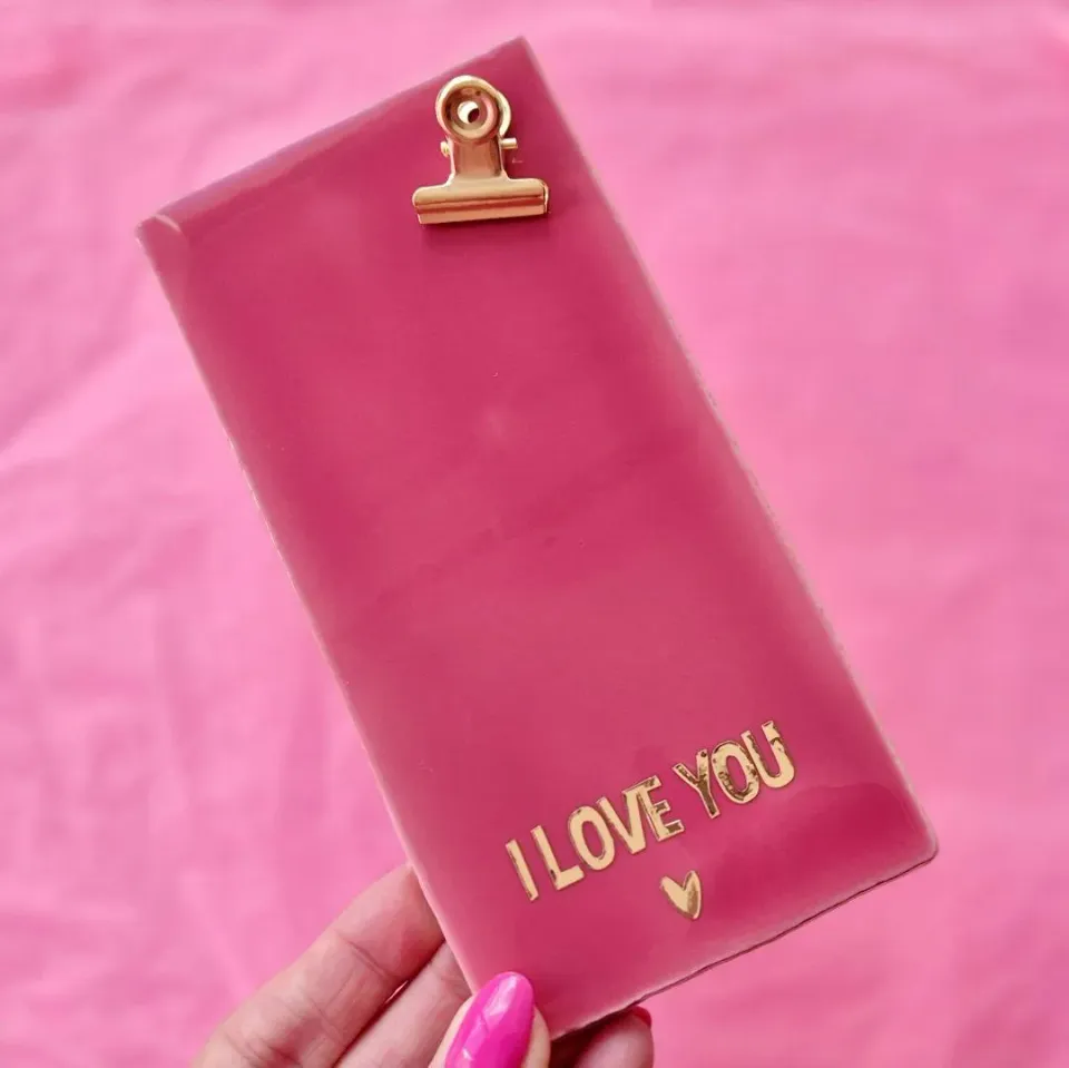 Amiek I love you tegeltje met clip roze