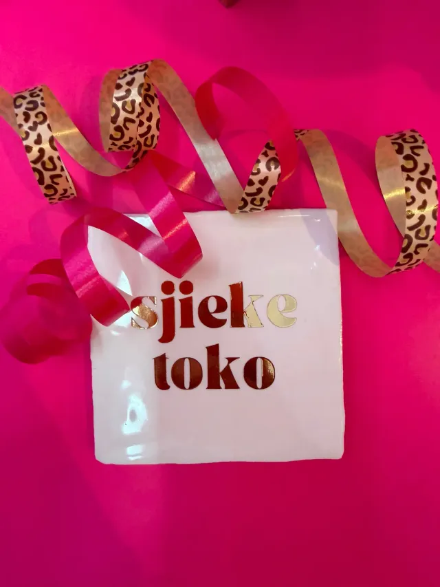 Amiek Tegeltje Sjieke Toko tegel wit goud spreuktegel
