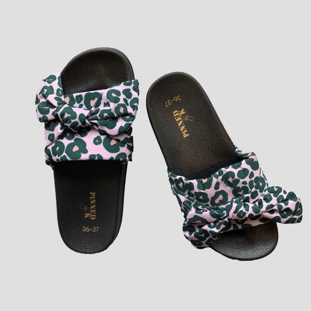 Pinned by K Luipaard Flipflop Groen Rubber Waterbestendig