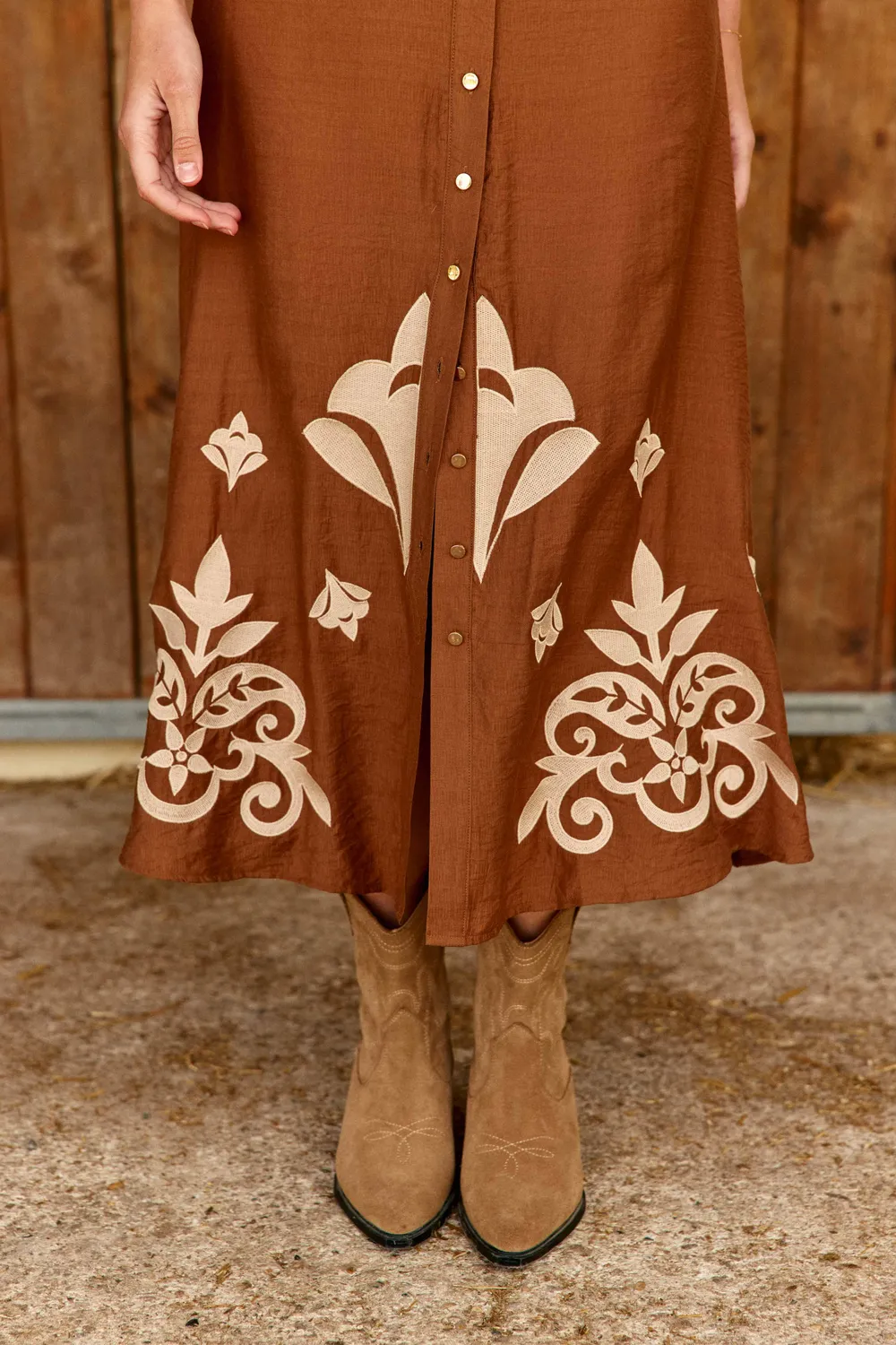 La Petite Etoile Jaela midi rok camel borduursel