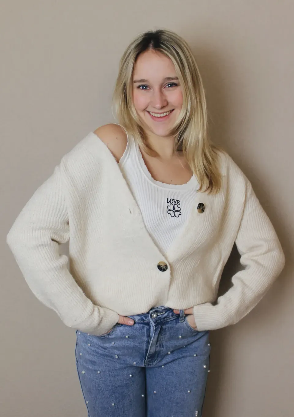 LOVEDRUNKY Cozy vest beige zacht fijnbreisel