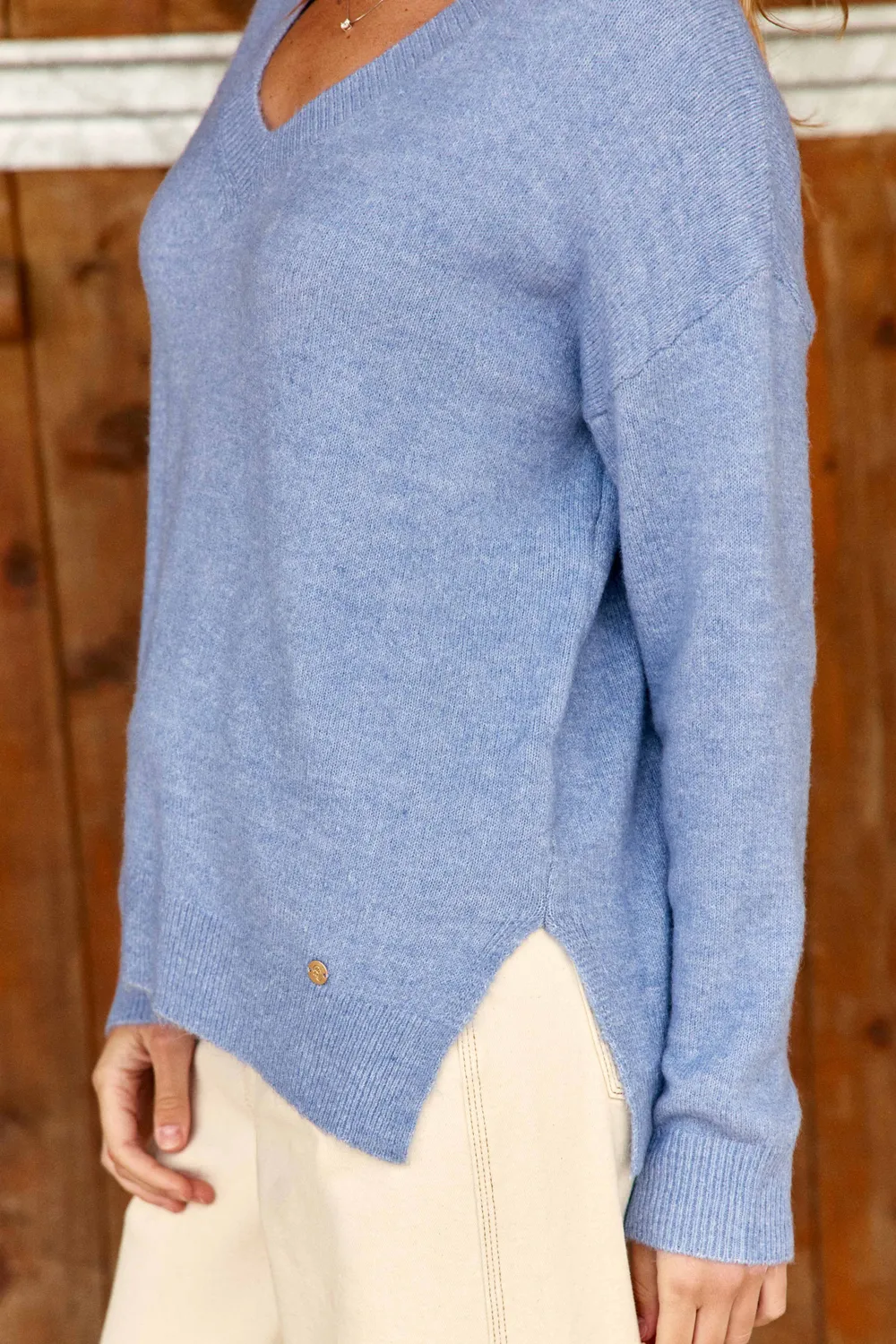 La Petite Etoile Mantio wijde trui 20-blauw V-hals