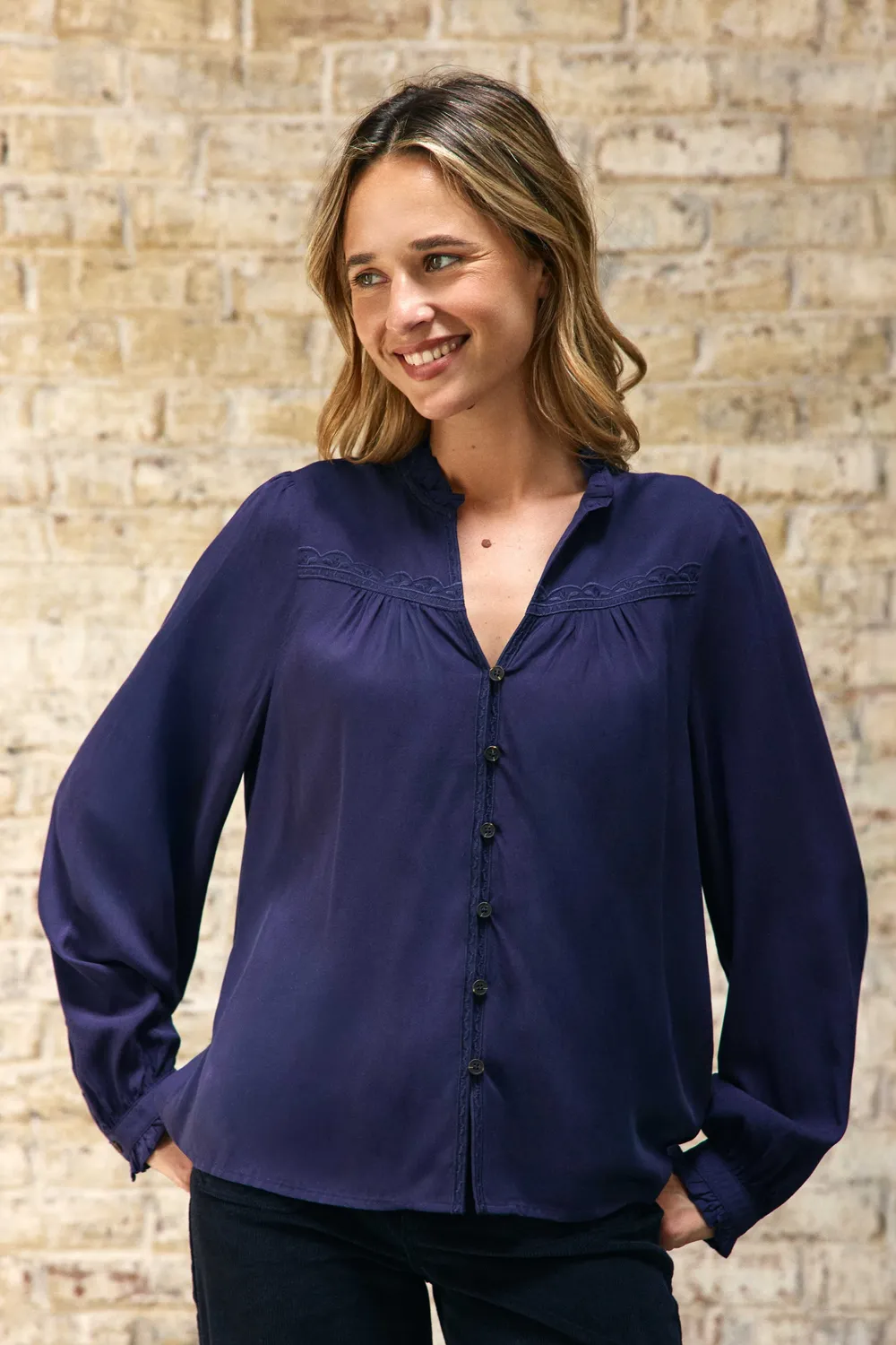 La Petite Etoile Bowen blouse marine borduursel recht