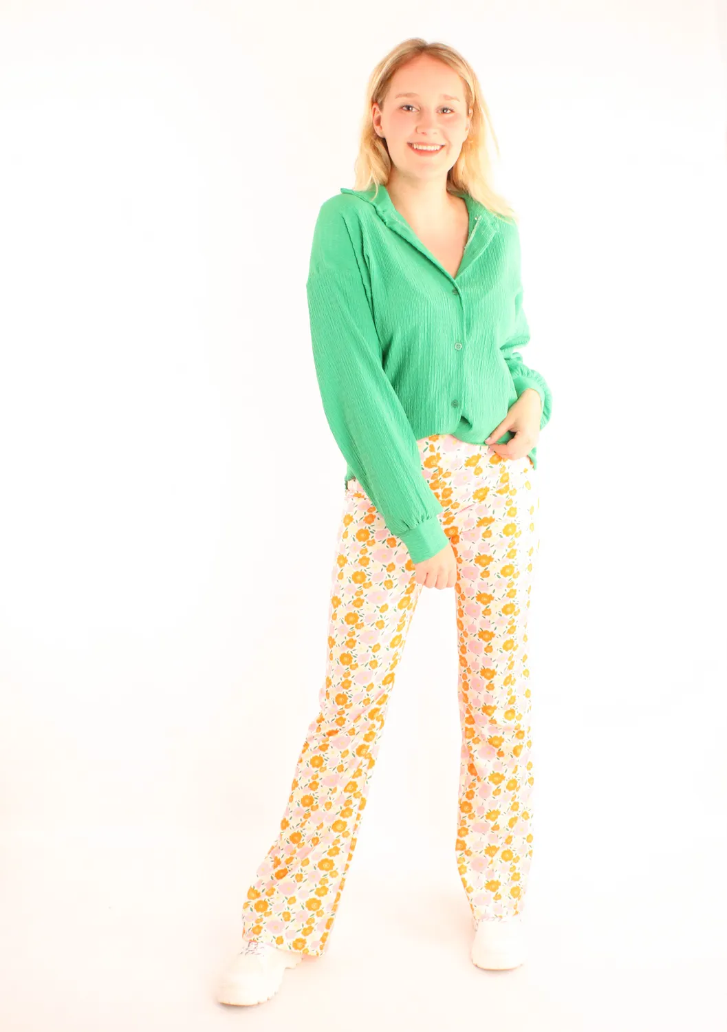 LOVEDRUNKY Bloemen Flared broek Oranje hoge taille