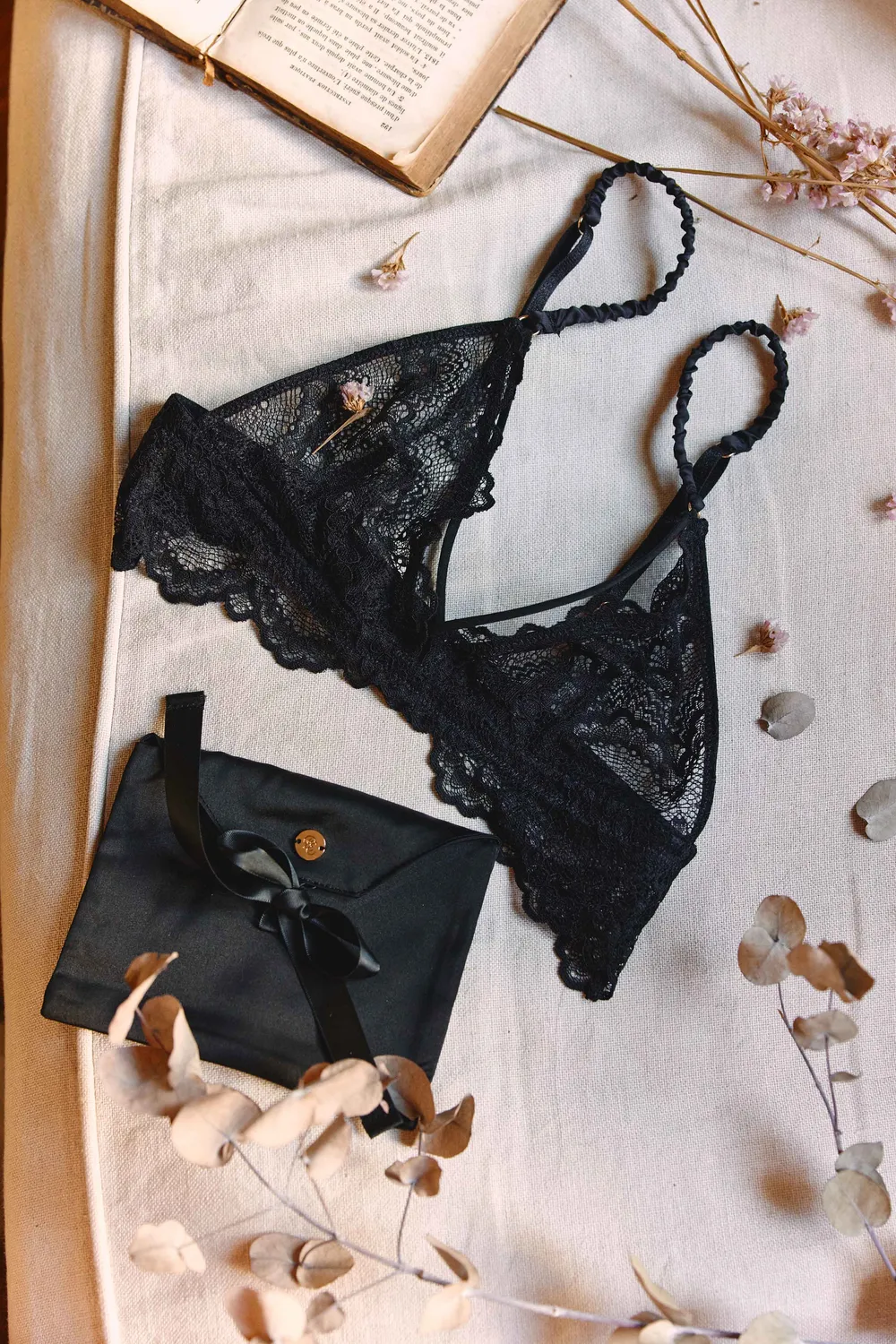 La Petite Etoile Wila bralette zwart kant