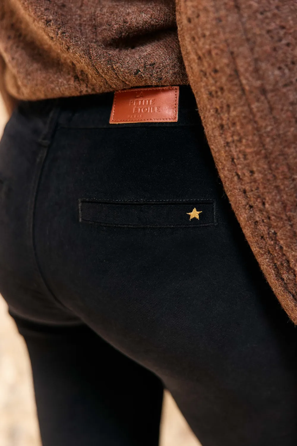 La Petite Etoile Sonny flare broek zwart fluweel hoge taille