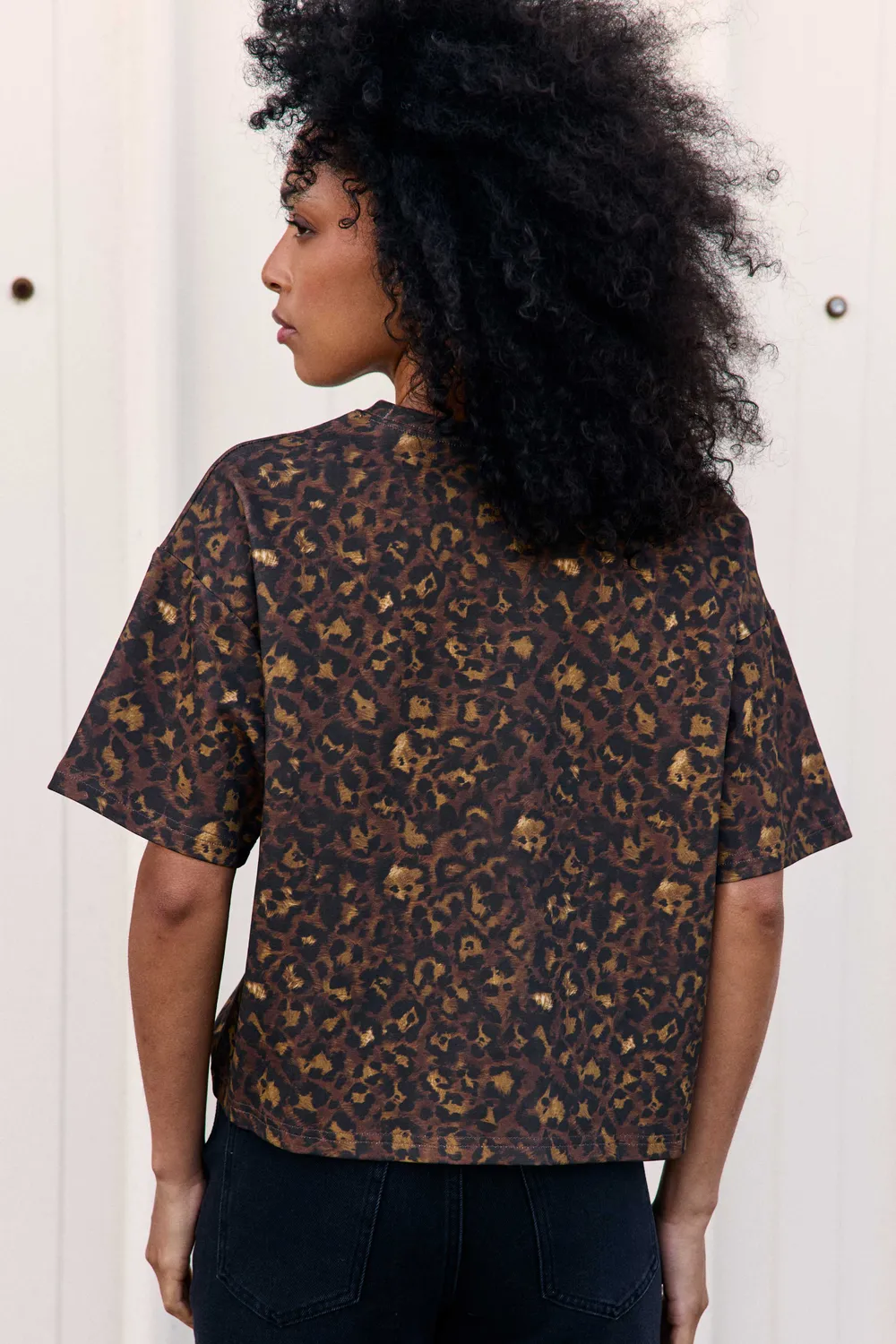 La Petite Etoile Taisu t-shirt luipaard bruin boxy