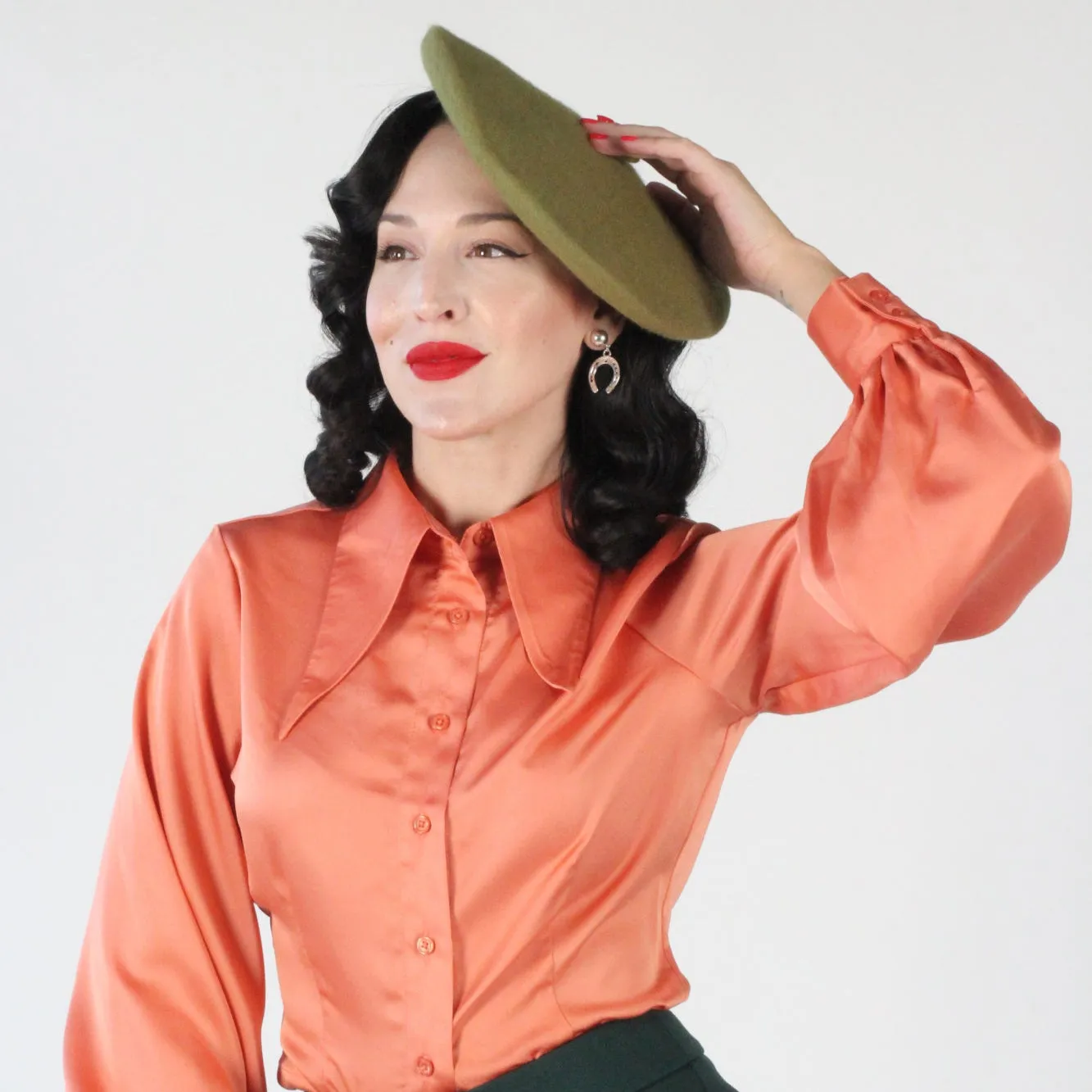 Tatyana Willow 1940's Blouse blouse zwart bishop mouw