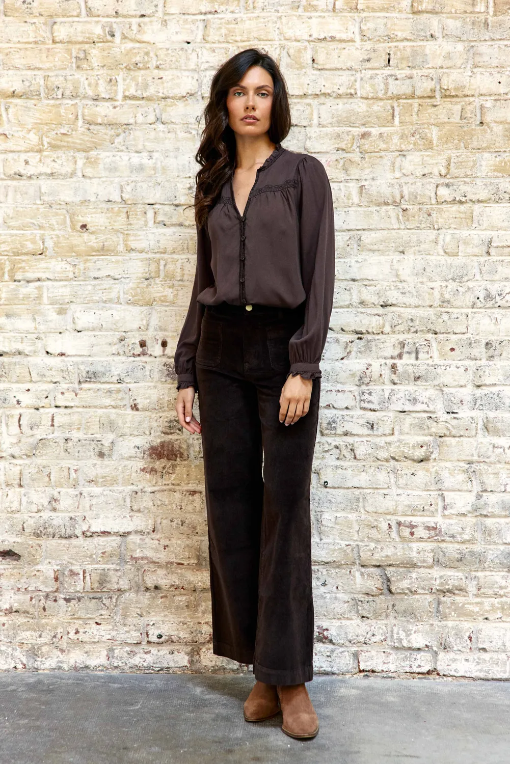 La Petite Etoile Bowen blouse bruin borduursel volant