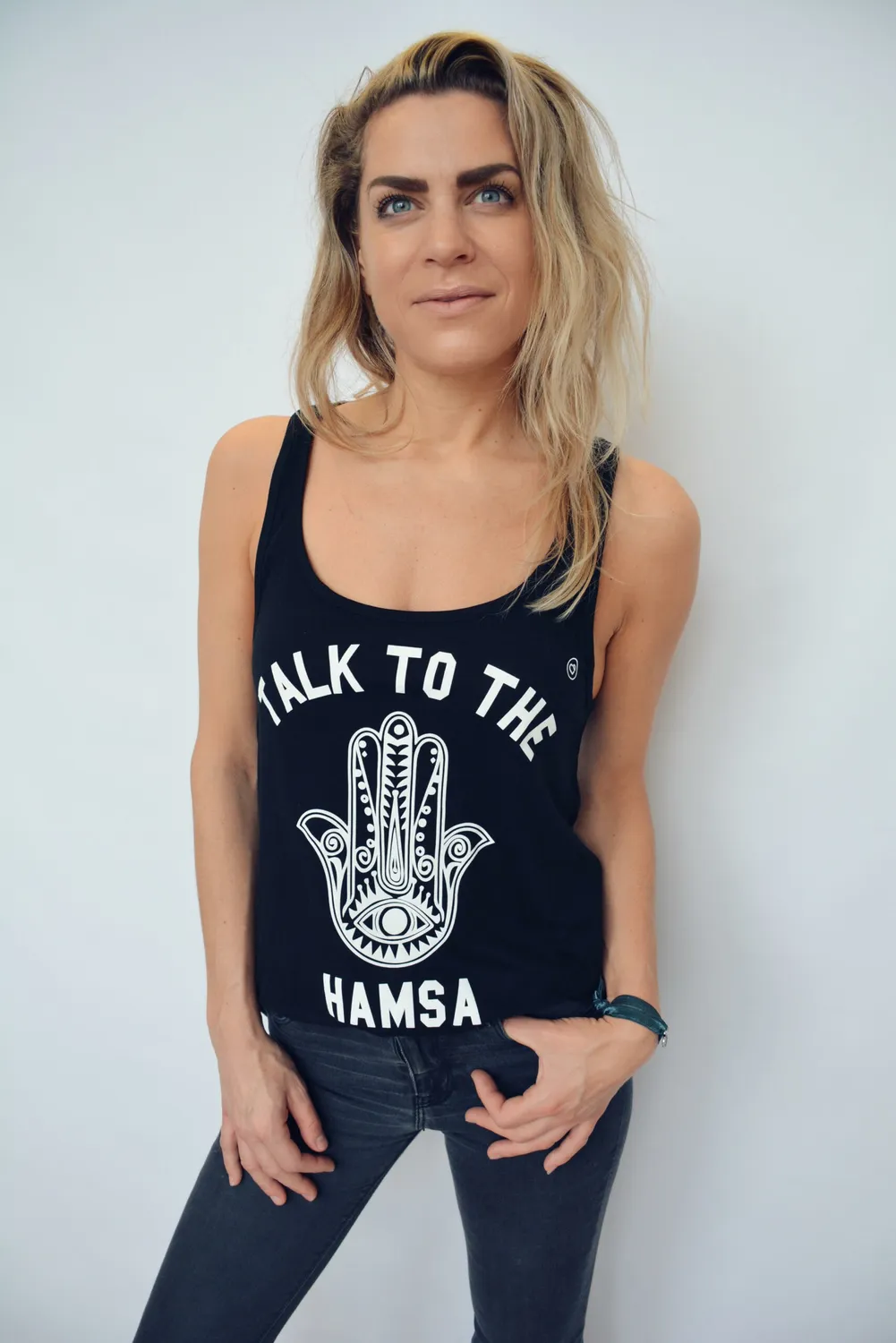 LOVEDRUNKY Hamsa high/low tanktop zwart organic