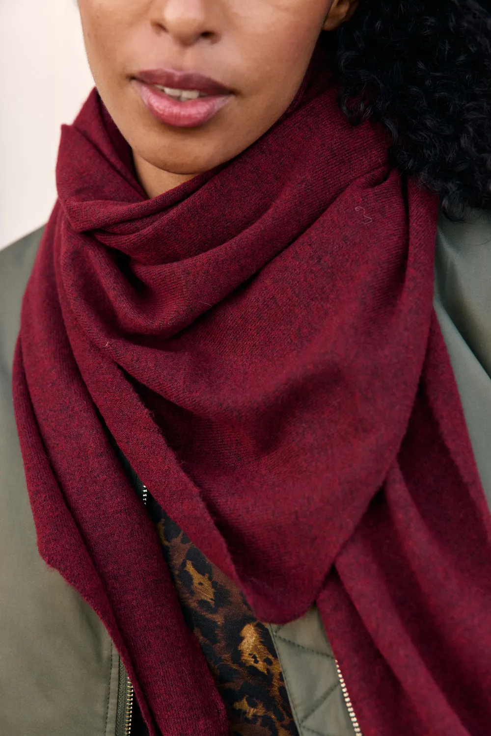La Petite Etoile Arlo sjaal bordeaux jersey
