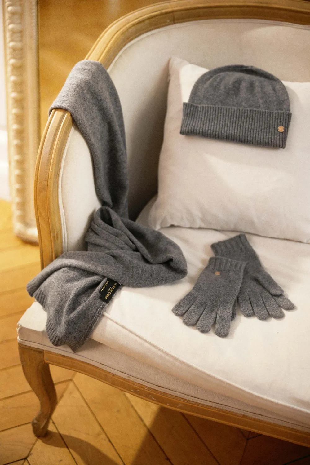 La Petite Etoile Alivia handschoenen grijs kasjmier