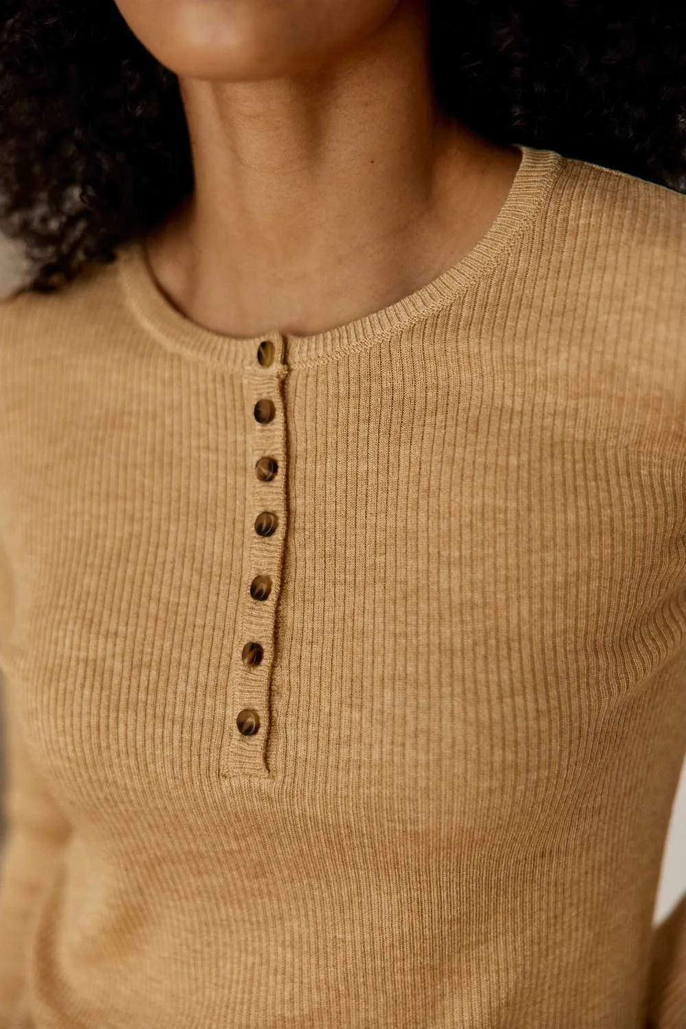 La Petite Etoile Malice trui camel polokraag