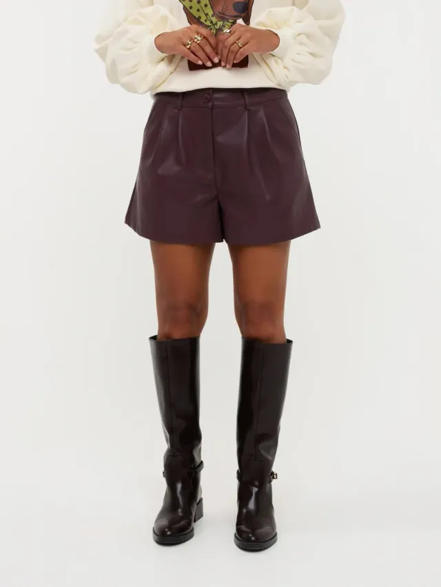 Ydence Jade short aubergine paars