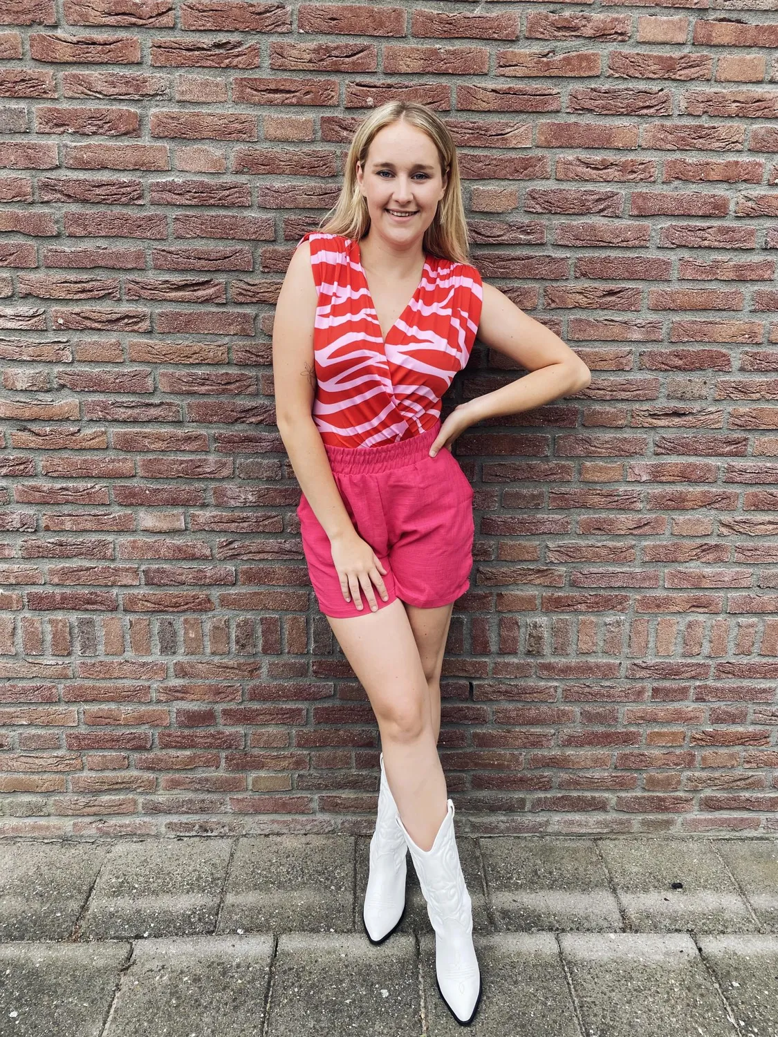 LOVEDRUNKY Muhil Short Set pink blouse