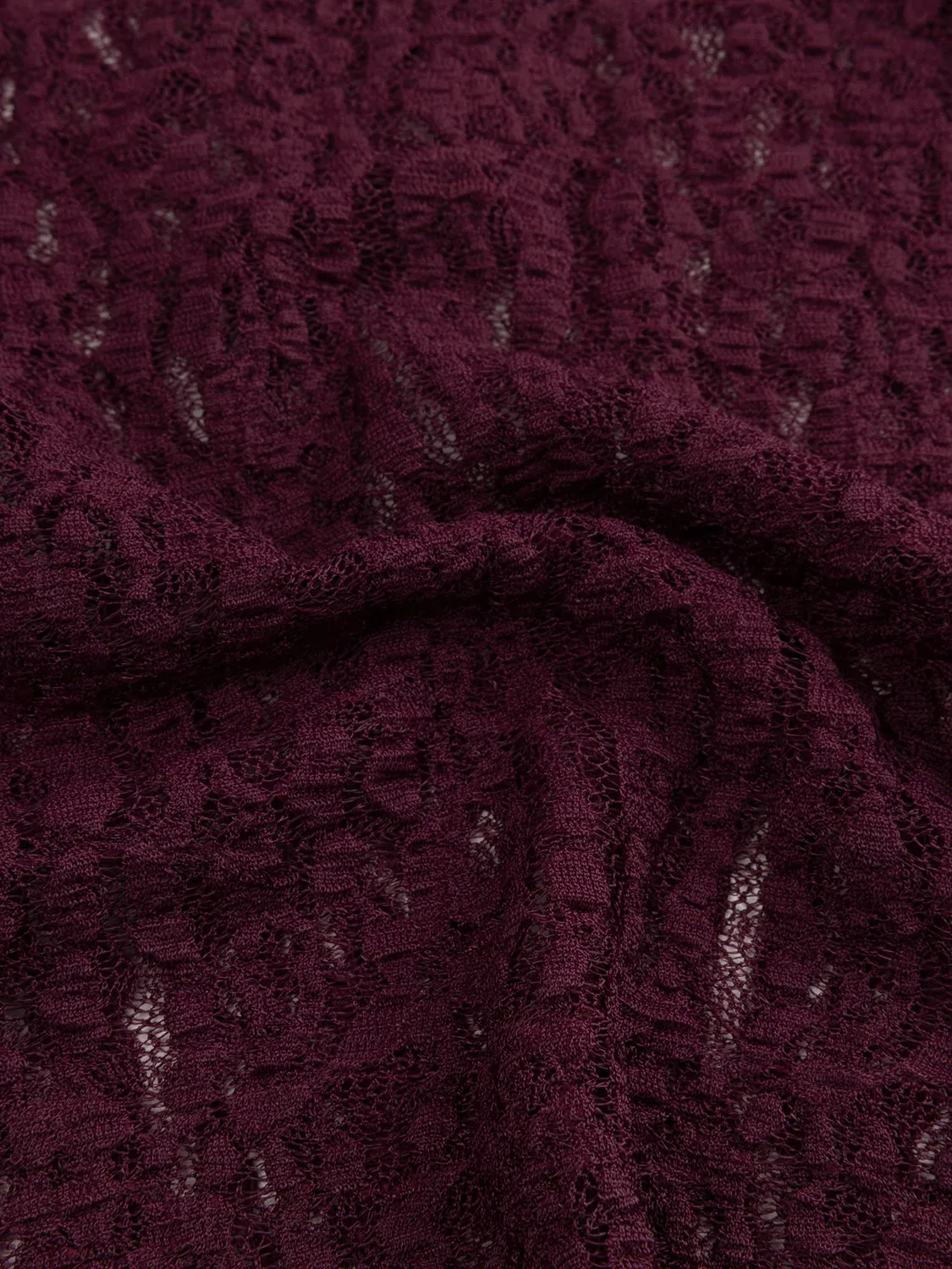 Amiek Roberta top aubergine kant semi-transparant