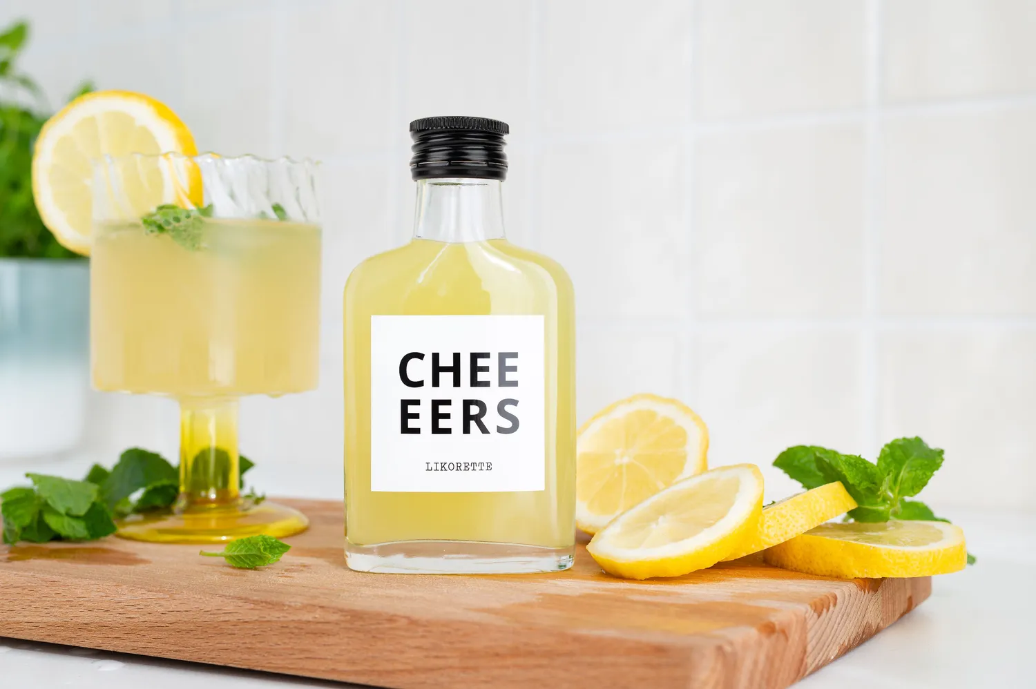 Amiek Likorette Cheeeers likorette limoncello 14,5%