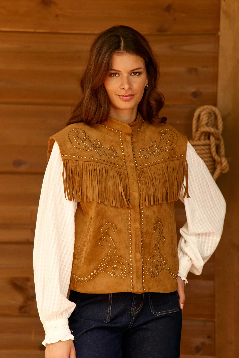 La Petite Etoile Voss bodywarmer camel suède franjes
