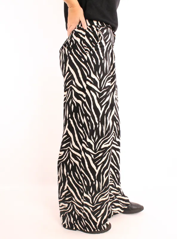 LOVEDRUNKY Wide Leg Zebra broek zwart hoge taille