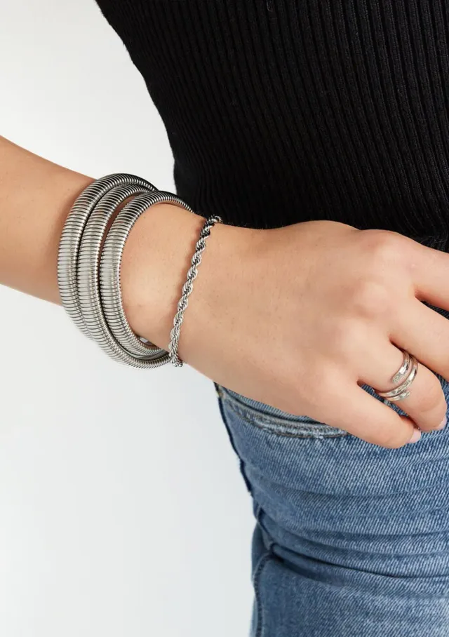 LOVEDRUNKY Twisted armband zilver 19 cm minimalistisch