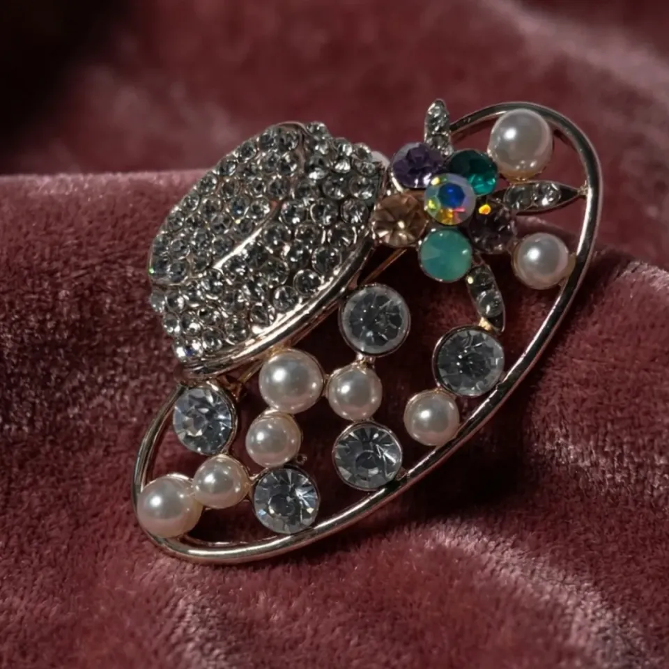 Tatyana Festive Hat broche parels hoedje