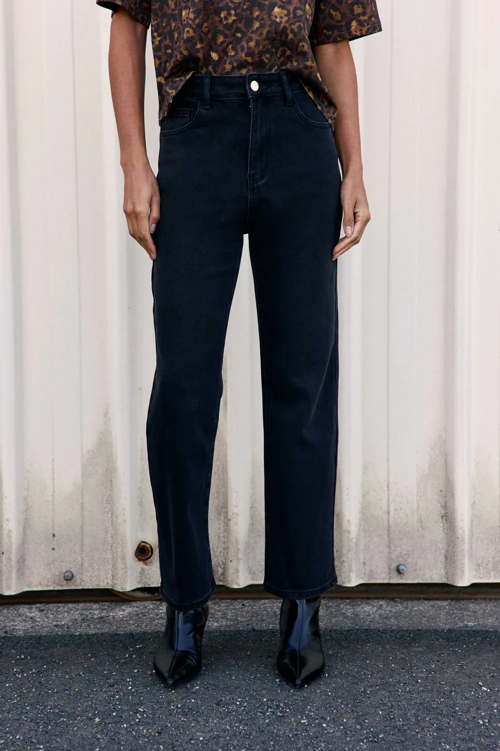 La Petite Etoile Pia mom jeans charcoal zwart