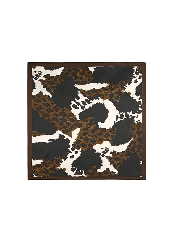 LOVEDRUNKY Animal Sjaal Bruin 70x70 – vierkant