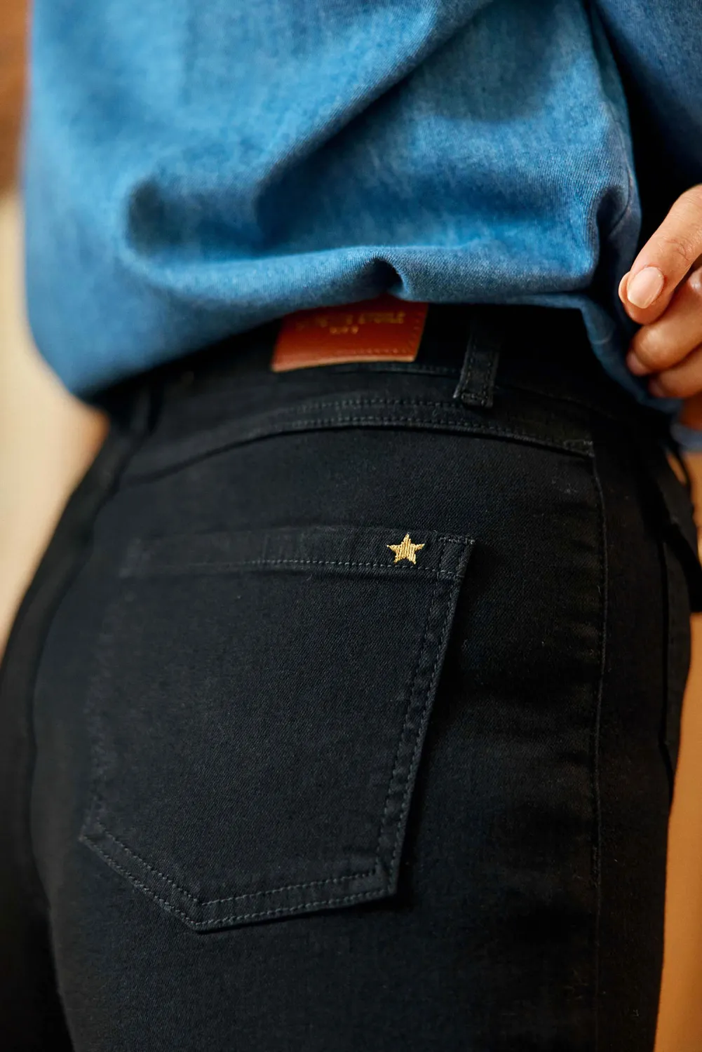 La Petite Etoile Peyton flare jeans zwart high waist
