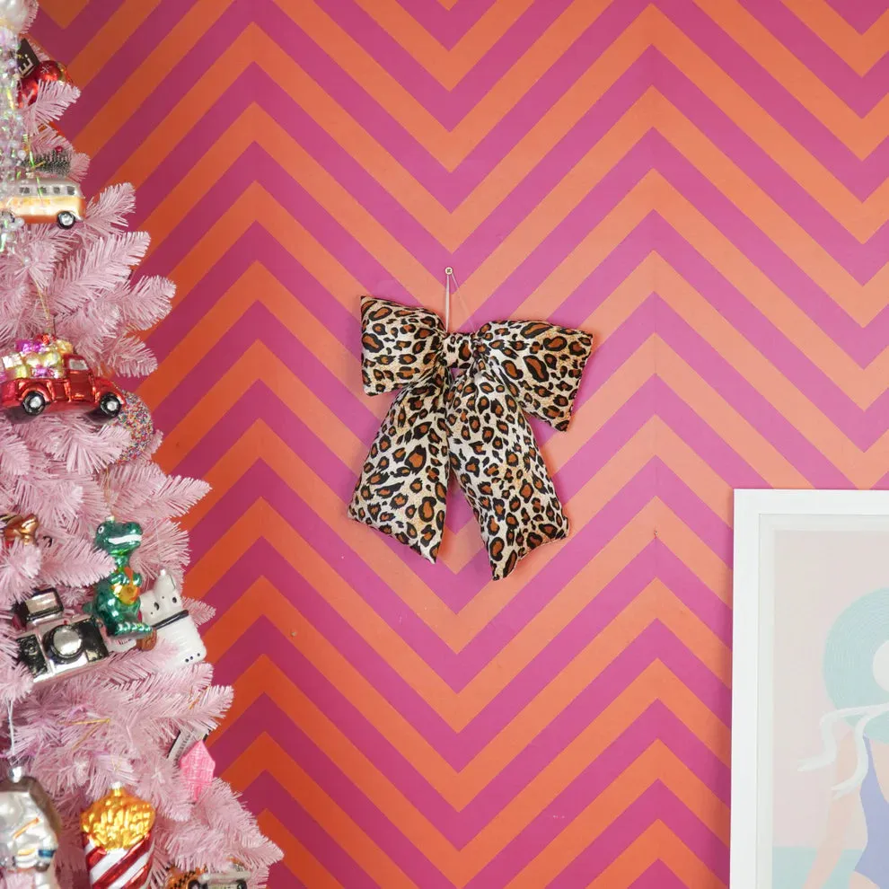 Amiek kerststrik panterprint polyester 32x40 cm decoratie