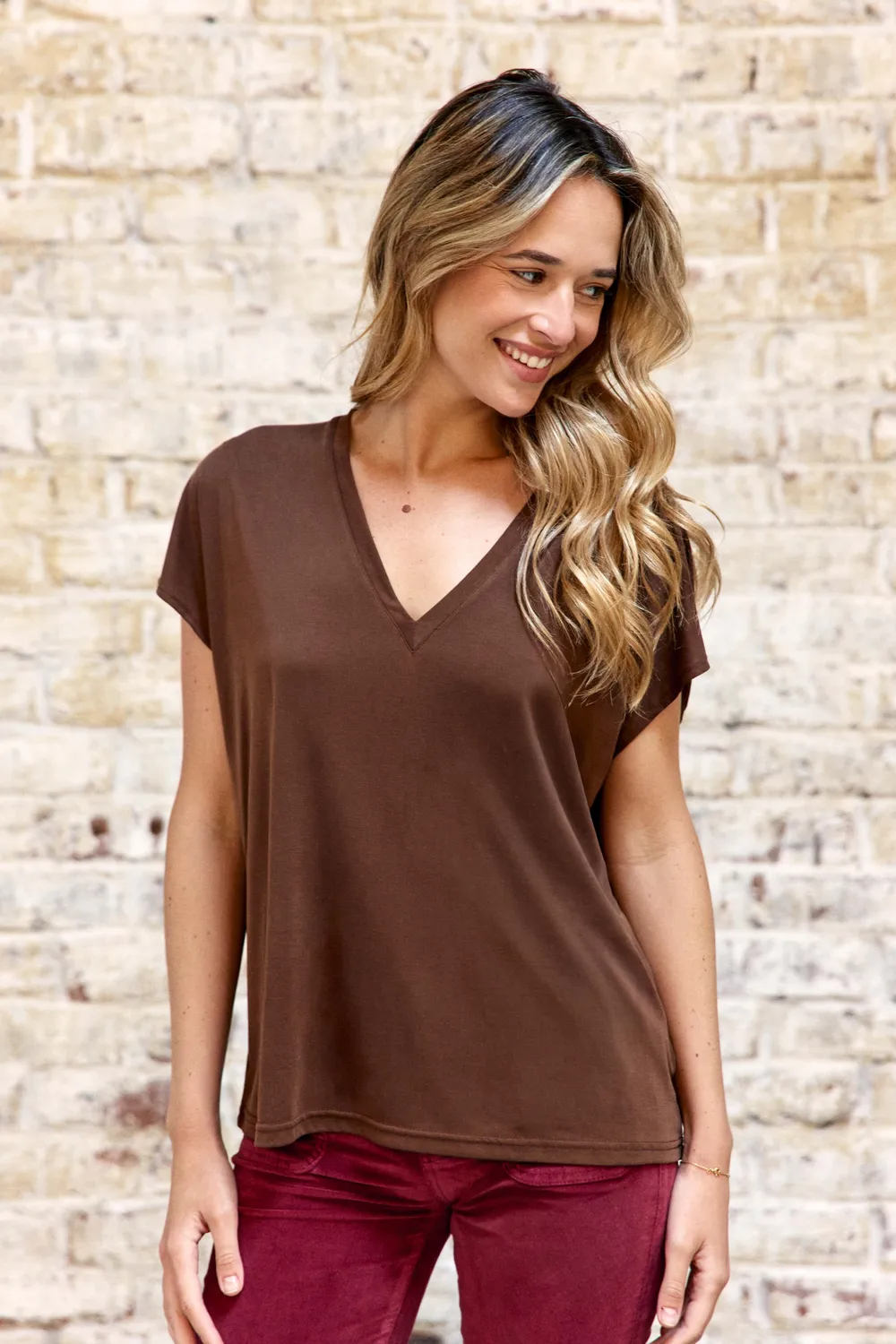 La Petite Etoile Marcelina shirt bruin V-hals
