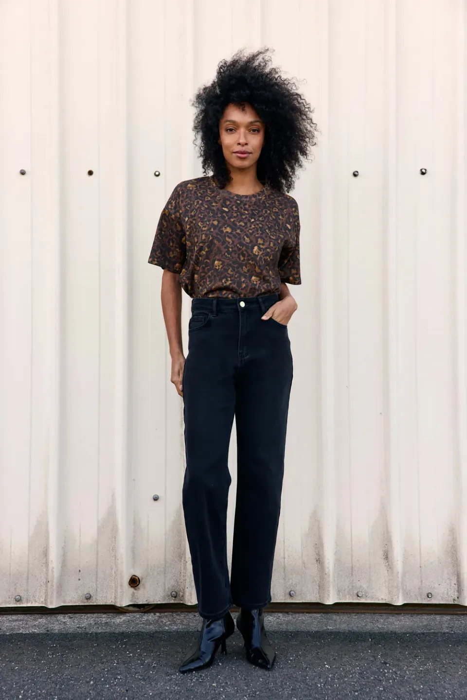 La Petite Etoile Pia mom jeans charcoal zwart