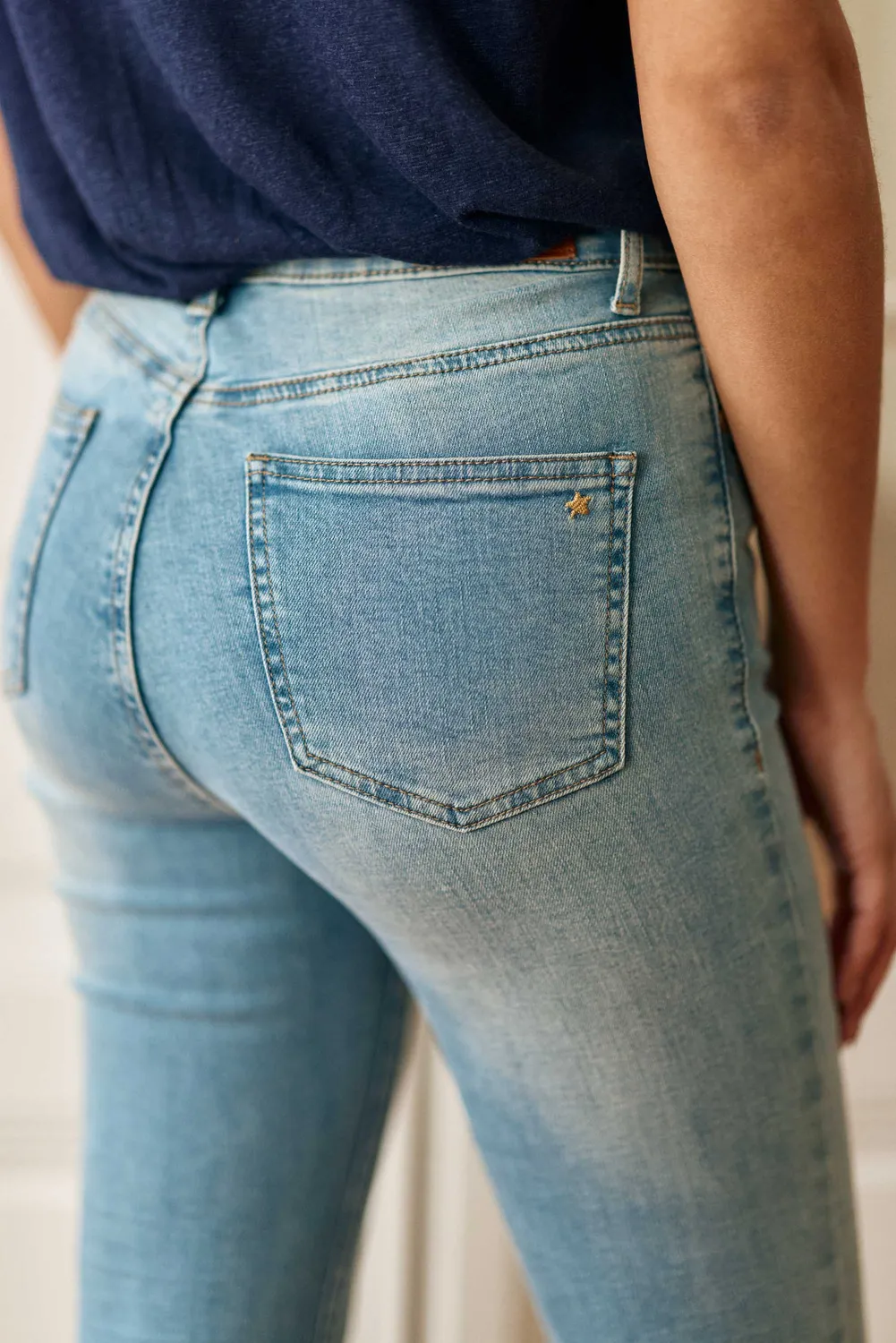 La Petite Etoile Lancelot flare jeans stone hoge taille