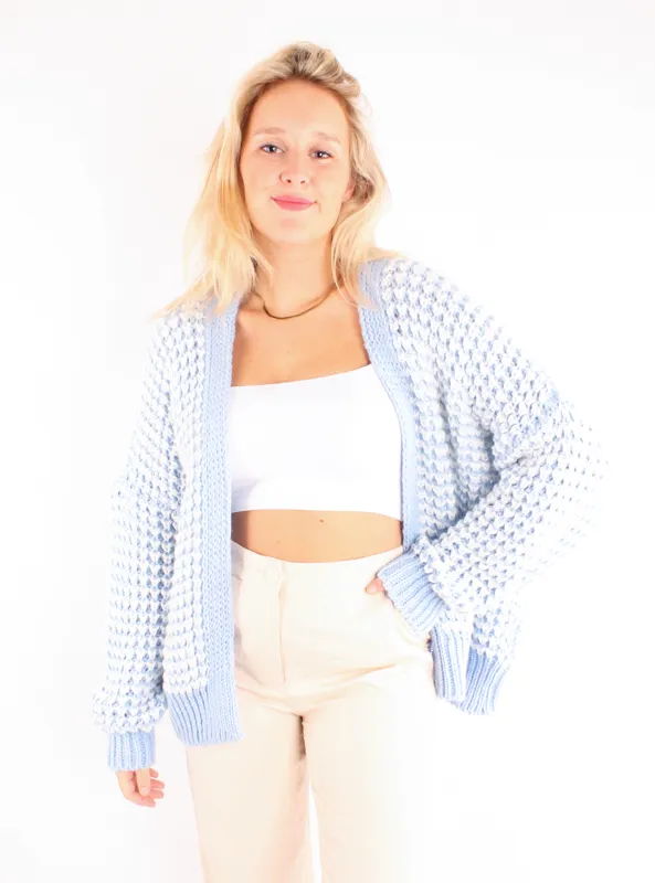 LOVEDRUNKY Elsie vest lichtblauw cozy breisel